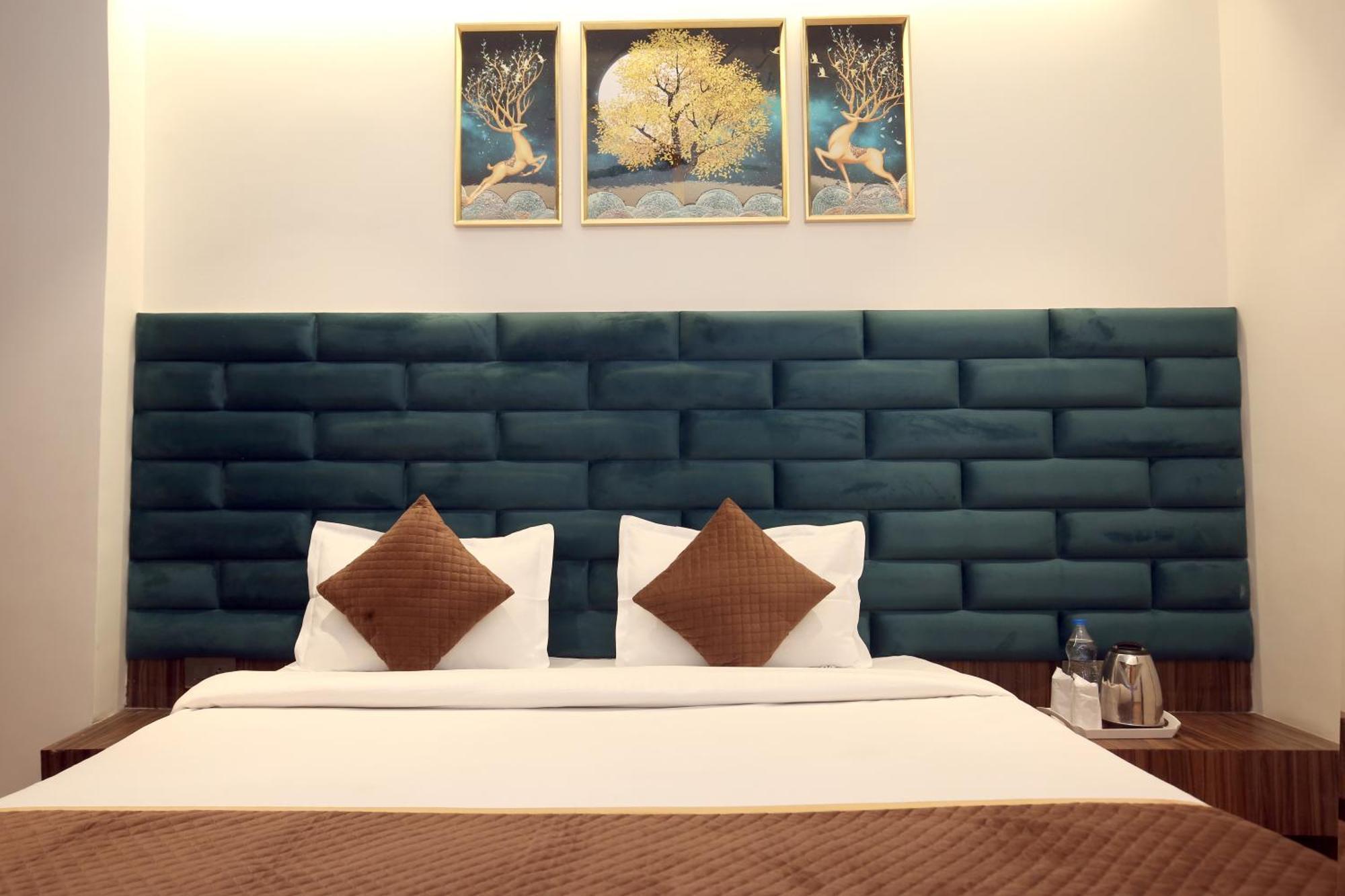 Park Plaza Hotel Near Golden Temple Amritsar Bagian luar foto