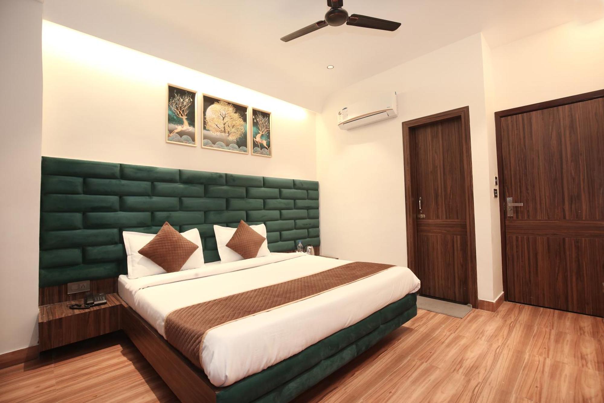 Park Plaza Hotel Near Golden Temple Amritsar Bagian luar foto